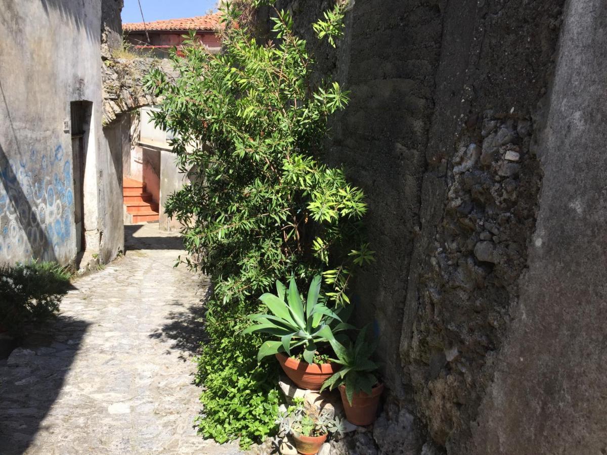 Un Capriccio - Ginepro Apartment Aieta Luaran gambar