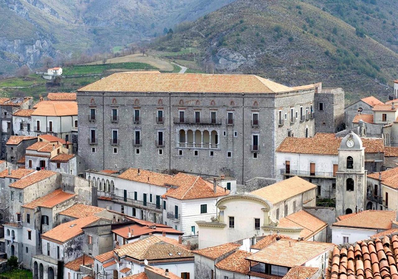 Un Capriccio - Ginepro Apartment Aieta Luaran gambar