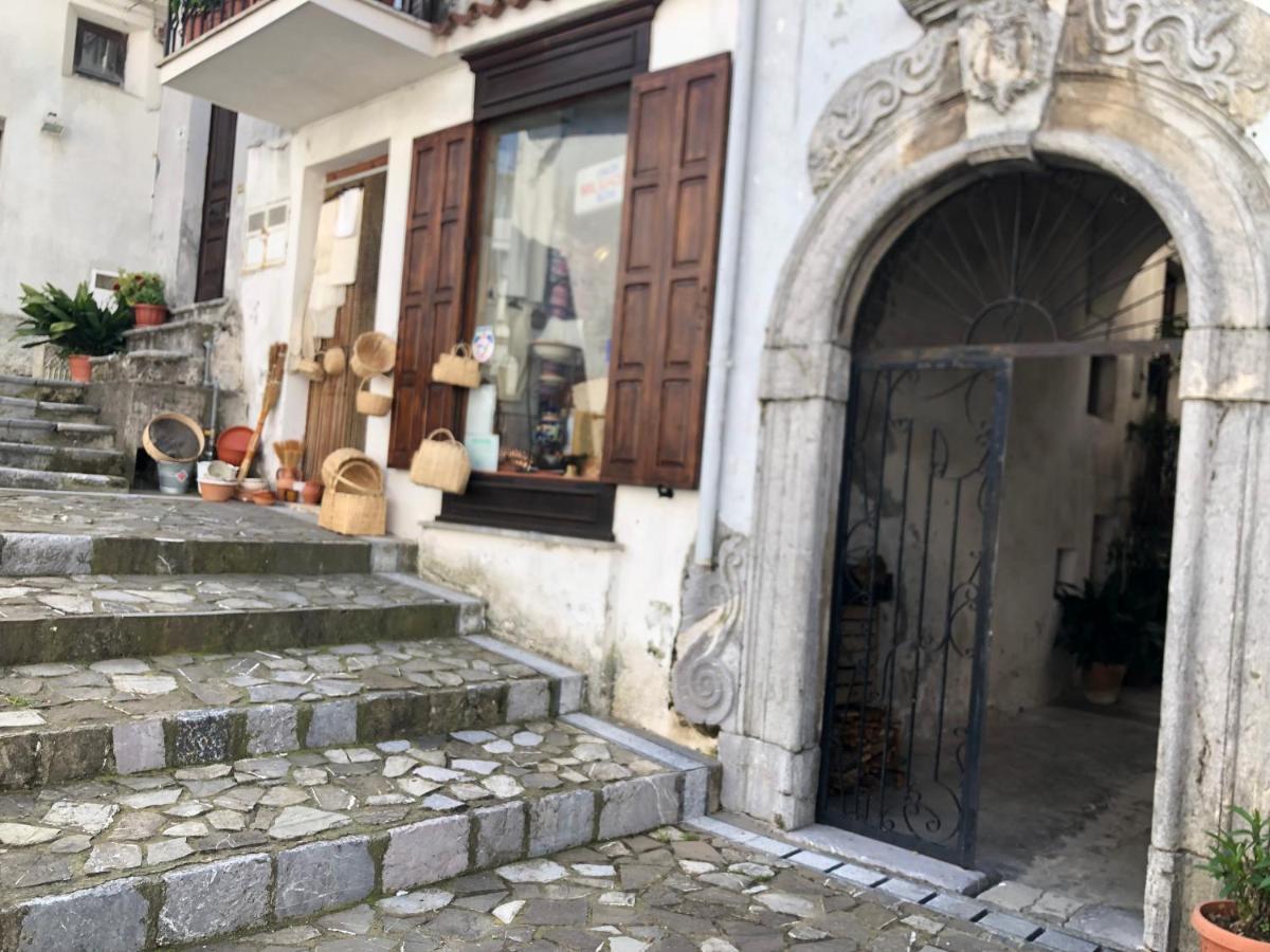 Un Capriccio - Ginepro Apartment Aieta Luaran gambar